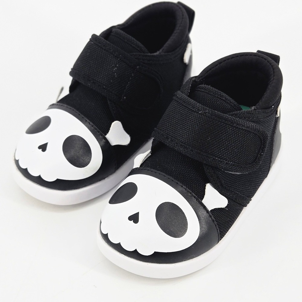 ikiki Captain Zuga Skull Pirate Squeaky White Toe Box High Top Shoes Toddler 7